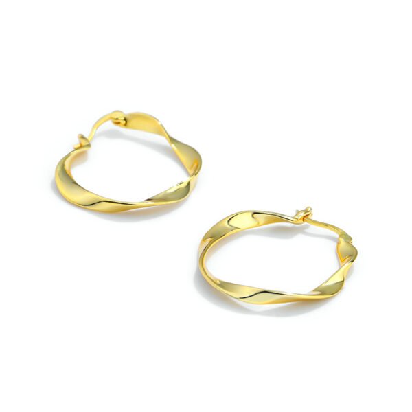 Pure White Fungus Buckle Female Ins Style Light Luxury Earrings 5