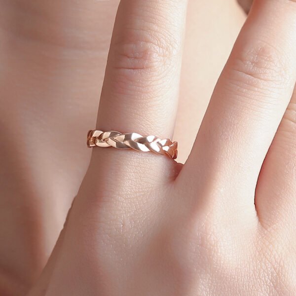 Fashion Simple Retro Winding Twist Ring Women Rings 3