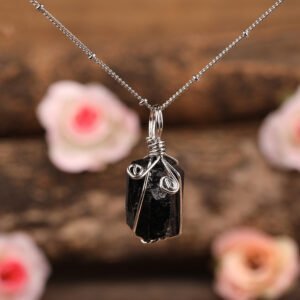 Women’s Stone Bead Necklace Natural Black Tourmaline Gold Nugget Bead Pendant Necklaces