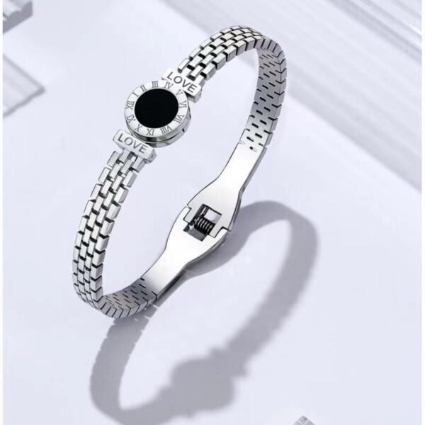 Fashion Gold Disc Love Letter Bracelet For Women Simple And Versatile Bracelets 5