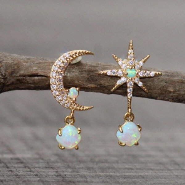 Fashion Women’s Asymmetric Moon Star Earrings Earrings 8