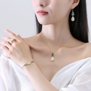 Women’s Fashion Unique Gold-plated Eardrop Pendant Bracelet Ring Suit Earrings