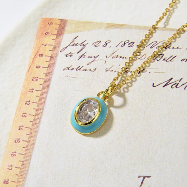 Women’s Fashion Geometry Pattern Oval Copper Micro Inlaid Zircon Gold Pendant Necklace Necklaces 9