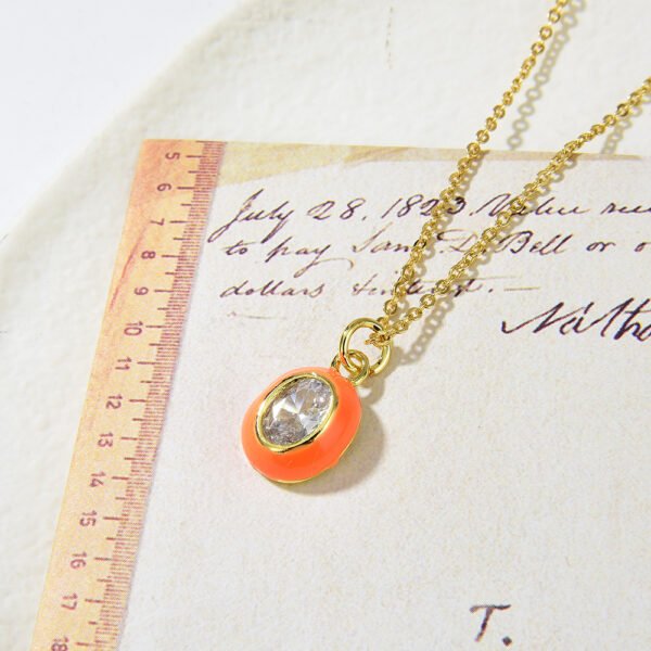 Women’s Fashion Geometry Pattern Oval Copper Micro Inlaid Zircon Gold Pendant Necklace Necklaces 4