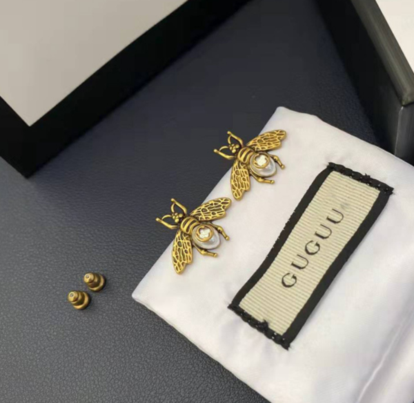 Little Bee Ear Studs CD Vintage Gold Brass Earrings Dijia Middle Ancient Earrings 11