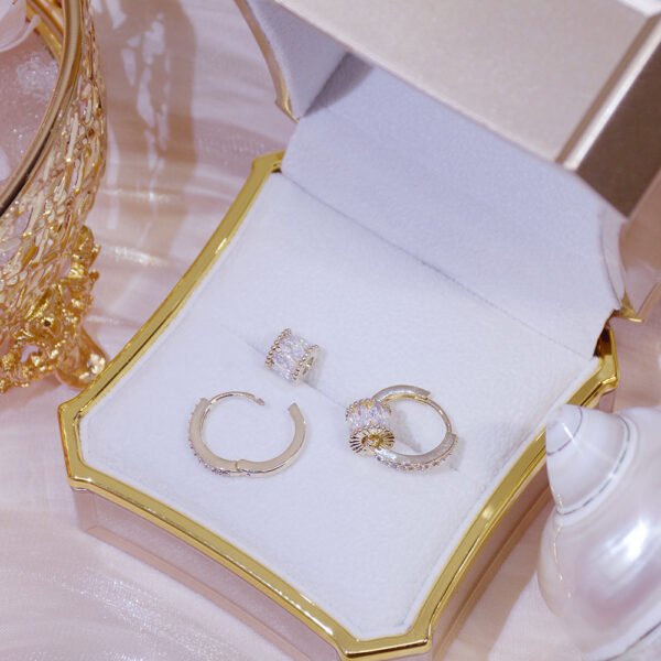 Real Gold Good Luck Implication Earring For Women Rotatable Zirconia Clip Earring Earrings 4