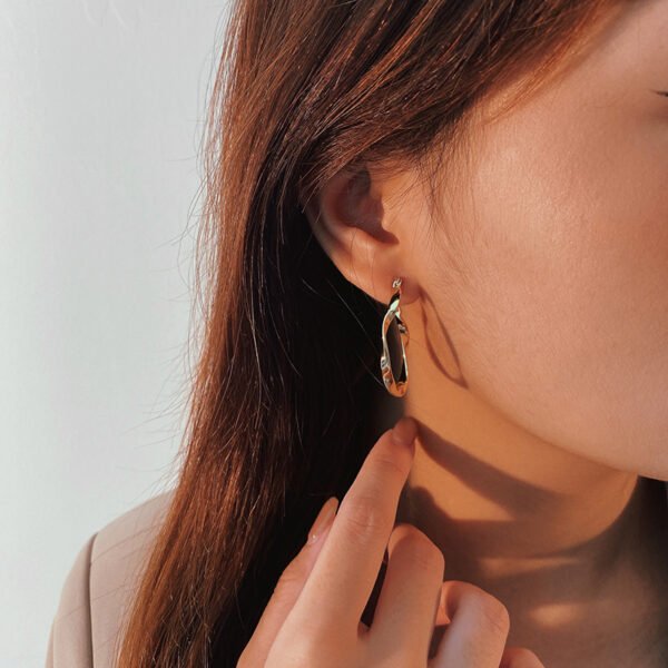 Pure White Fungus Buckle Female Ins Style Light Luxury Earrings 4