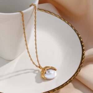 Stainless Steel 18K Gold Plating Concave-convex Metal Baroque Pearl Pendant Necklace Necklaces