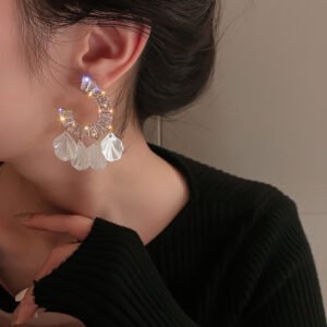 Fashion Temperament C Shape Shell Tassel Earrings Earrings