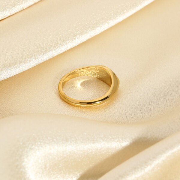 Women’s Light Luxury Trendy 18K Stainless Steel Gold-plated Ring Rings 8