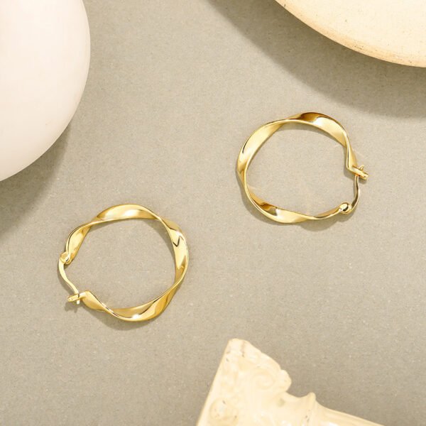 Pure White Fungus Buckle Female Ins Style Light Luxury Earrings 3