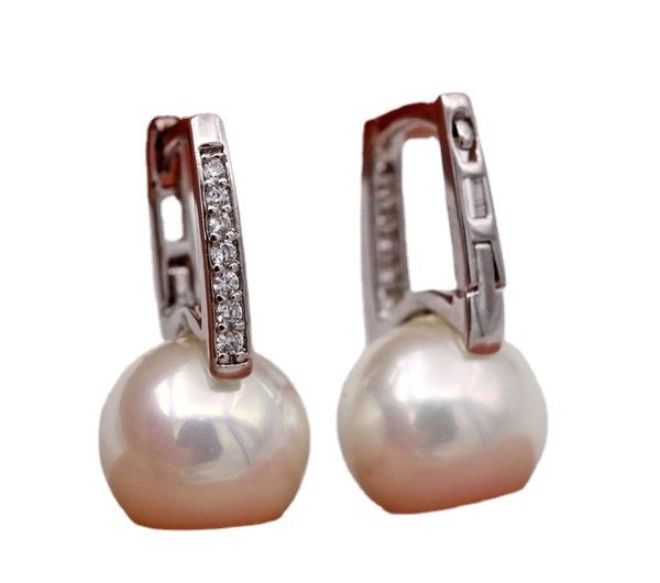 Fashion Gold Pearl Ear Clip Earrings 7 Fashion Gold Pearl Ear Clip Earrings 7