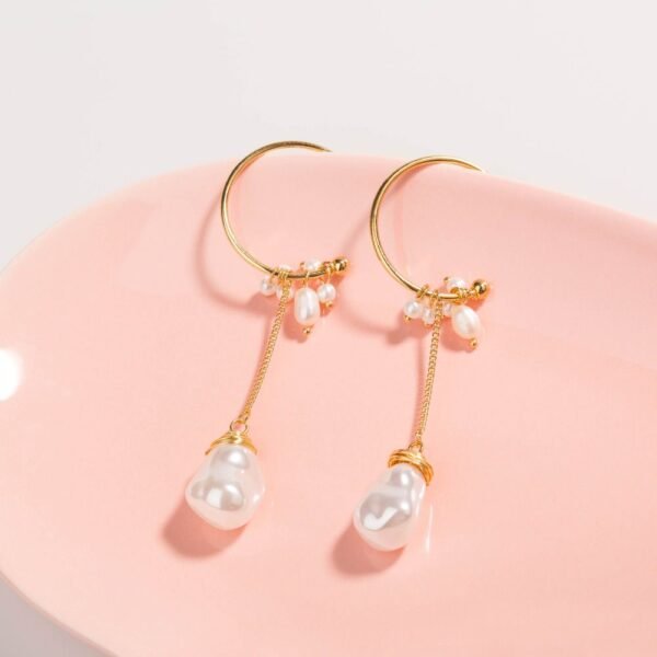 Temperament Long Tassel Pearl Personality c-shaped Metal Natural Small Pearl earring girl Earrings 5
