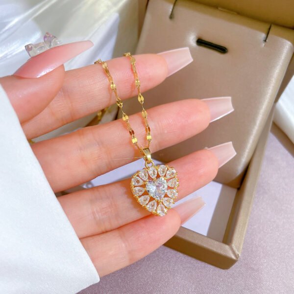 Affordable Luxury Style Elegant Heart Full Diamond Real Gold Plated Necklace Necklaces 10