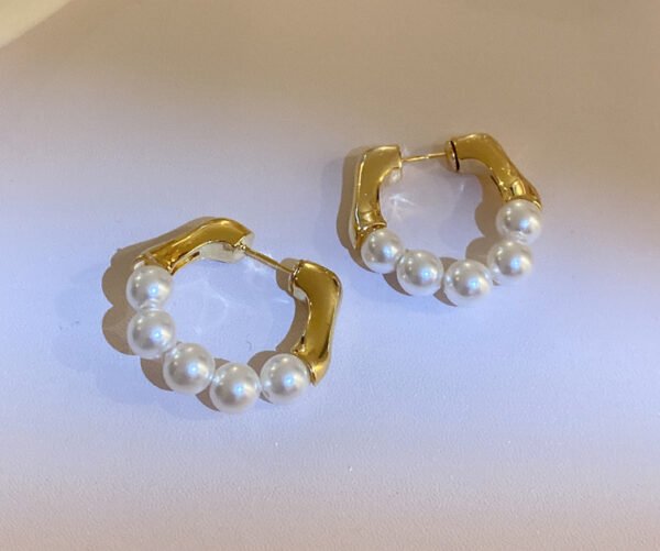 Korean Ins Wind Pearl Transparent Natural Stone Ears Earrings 8