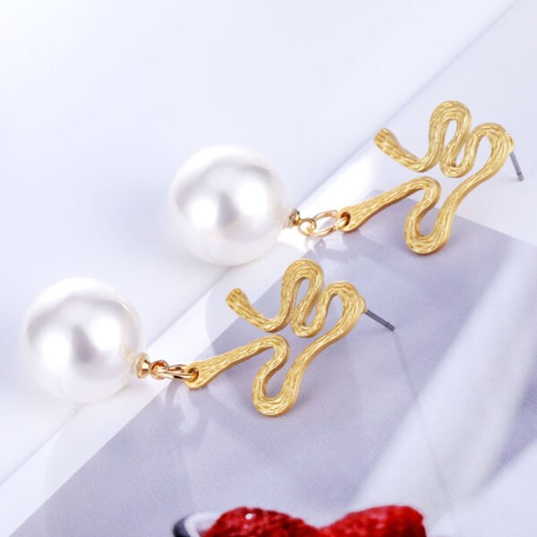 New Fashion Simple Hollow Pearl Women’s Earrings Earrings 7