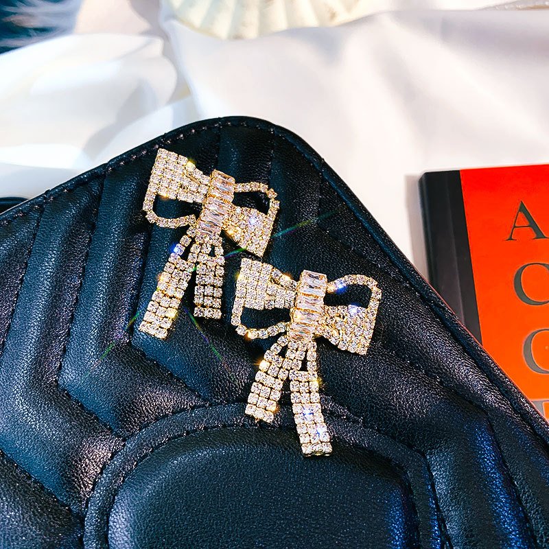 Silver Needle Super Zircon Earrings Women’s Temperament Long Style Earrings 5 Silver Needle Super Zircon Earrings Women’s Temperament Long Style Earrings 5