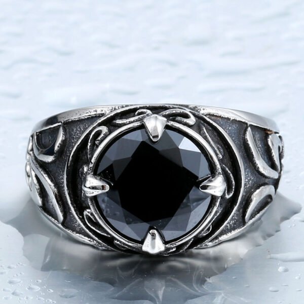 Vintage Hand Jewelry Stainless Steel Inlaid Sapphire Carved Men’s Ring Personalized Titanium Steel Ring Rings 12