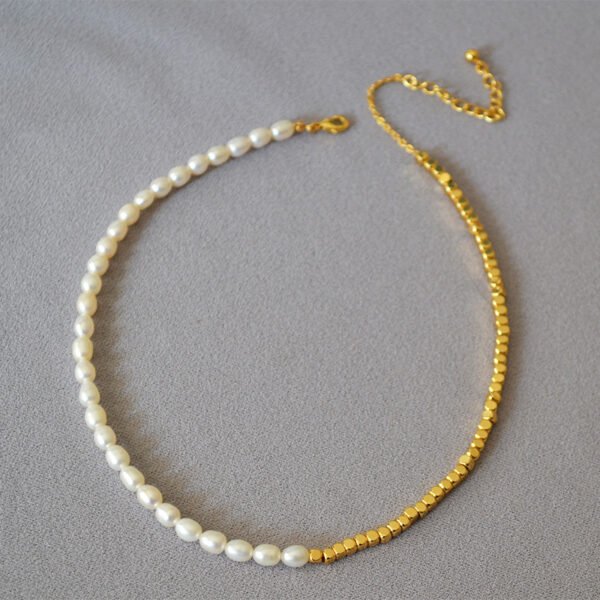 Women’s Glittering Gold Beaded Necklace Rings 3