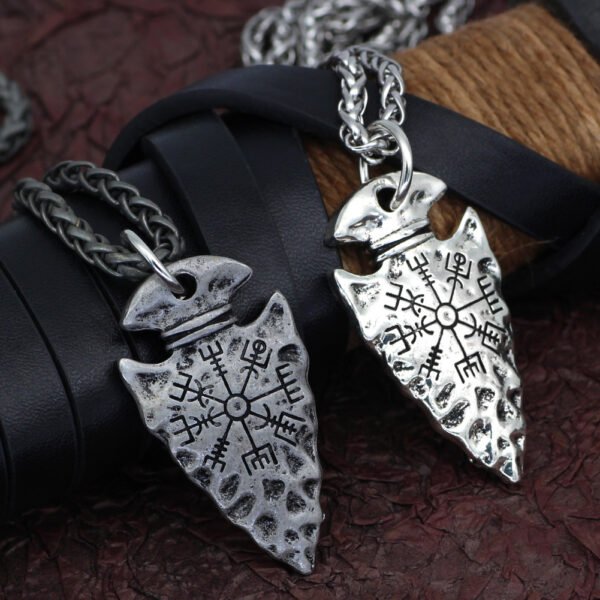 Fashion Simple Alloy Compass Pendant Necklace Necklaces 8