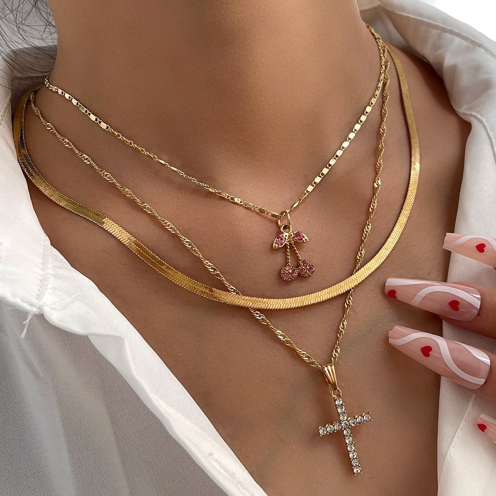 Crystal Heart Pendant Necklace Accessories 4 Crystal Heart Pendant Necklace Accessories 4